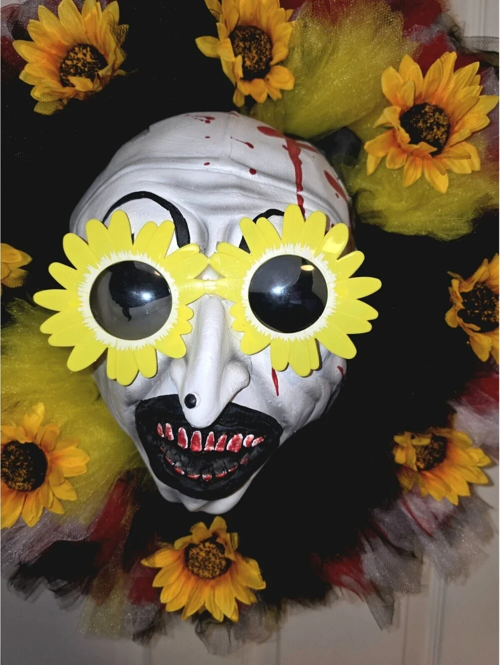 ART THE CLOWN TERRIFIER SUNFLOWER HALLOWEEN WREATH 26